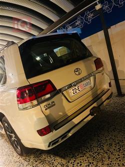 تويوتا لاندكروزر